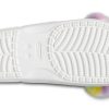 Crocs Classic Fur Sure sandaler med 2 stropper &laquo;White&raquo; 207405-100