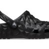 Crocs Classic Geometric Clogs &laquo;Black&raquo; 209563-001