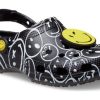 Crocs Classic Smiley World-tresko &laquo;Black White&raquo; 207971-0C4