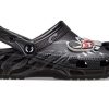 Crocs Classic x Marvel Clog &laquo;Venom&raquo; 208864-001