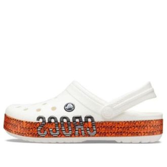 Crocs Crocband Logo Motion Clog Unisex hvit oransje sandaler «White Orange» 206381-127 Crocs Crocband Logo Motion Clog Unisex hvit oransje sandaler «White Orange» 206381-127