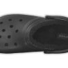 Crocs Hold deg varm Slitebestandig Cozy Sports Unisex svarte sandaler 204563-060