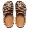 Crocs Klassisk tresko Animal Printing Beach Tiger Stripes Gule sandaler 206676-2ZF