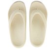 Crocs Mellow Flip &laquo;Bone&raquo; 208437-2Y2