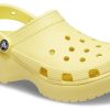 Crocs (WMNS) Klassisk tresko Sportssandaler &laquo;Yellow&raquo; 206750-7HD
