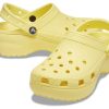 Crocs (WMNS) Klassisk tresko Sportssandaler &laquo;Yellow&raquo; 206750-7HD