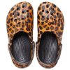 Crocs (WMNS) Klassisk treskodyr Utskrift Beach Casual Sandaler Leopardtrykk 206676-90L