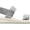 Crocs (WMNS) Literide grafiske sandaler &laquo;Grå&raquo; 205375-0E9