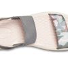 Crocs (WMNS) Literide grafiske sandaler &laquo;Grå&raquo; 205375-0E9